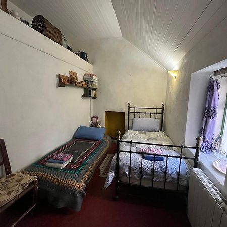 -Going Back In Time- 200 Year Old Farmhouse Creegh エクステリア 写真